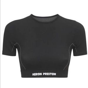 !!SOLD!! Huron Preston active short set